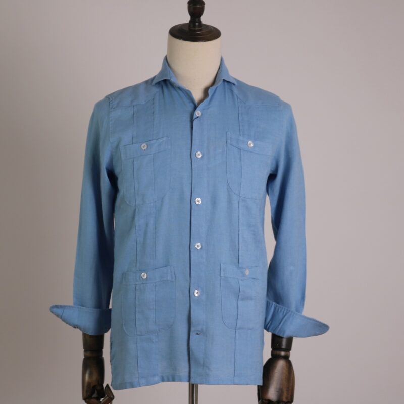Guayabera lino azul